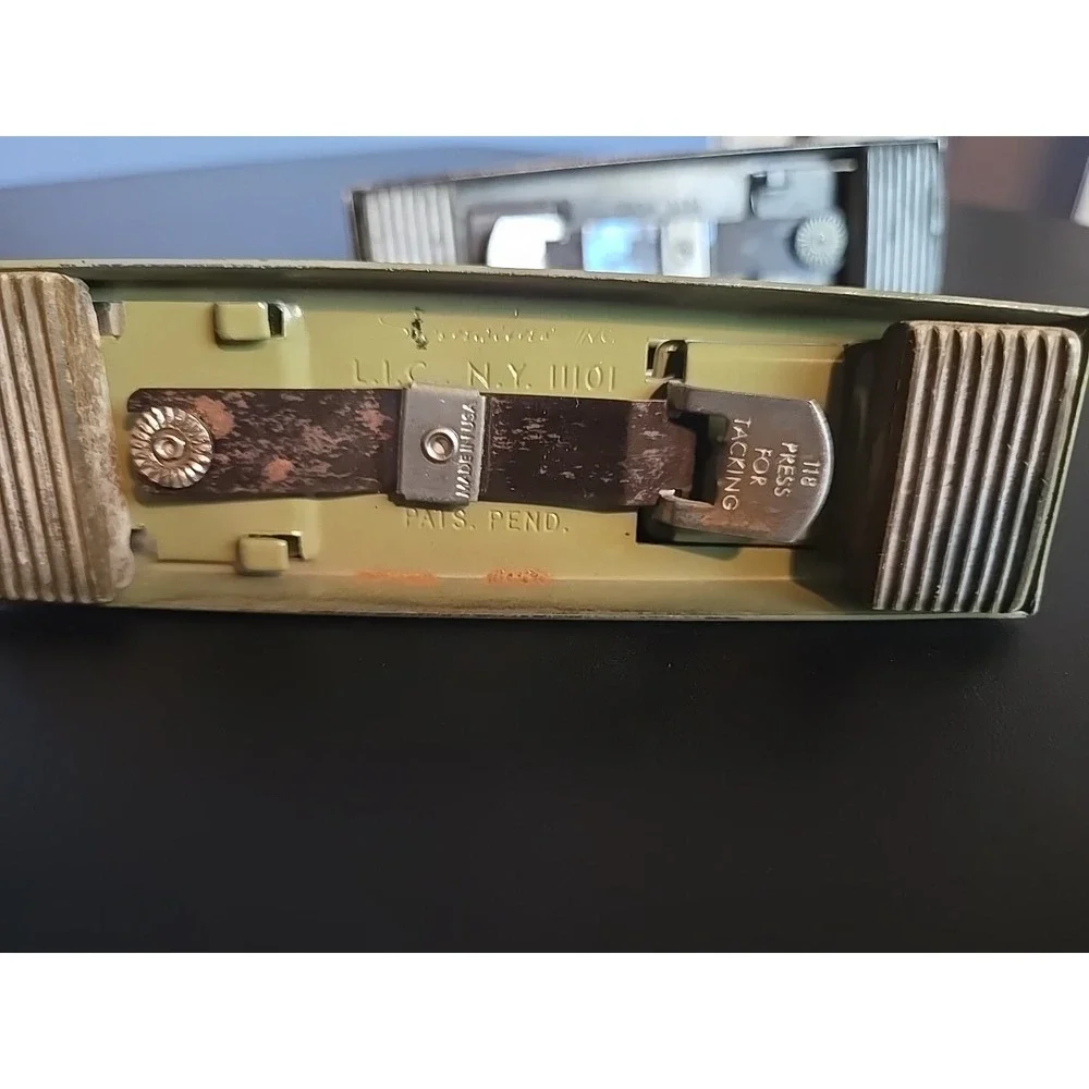 2 Vtg Swingline Model 711 Black Green Desktop 5